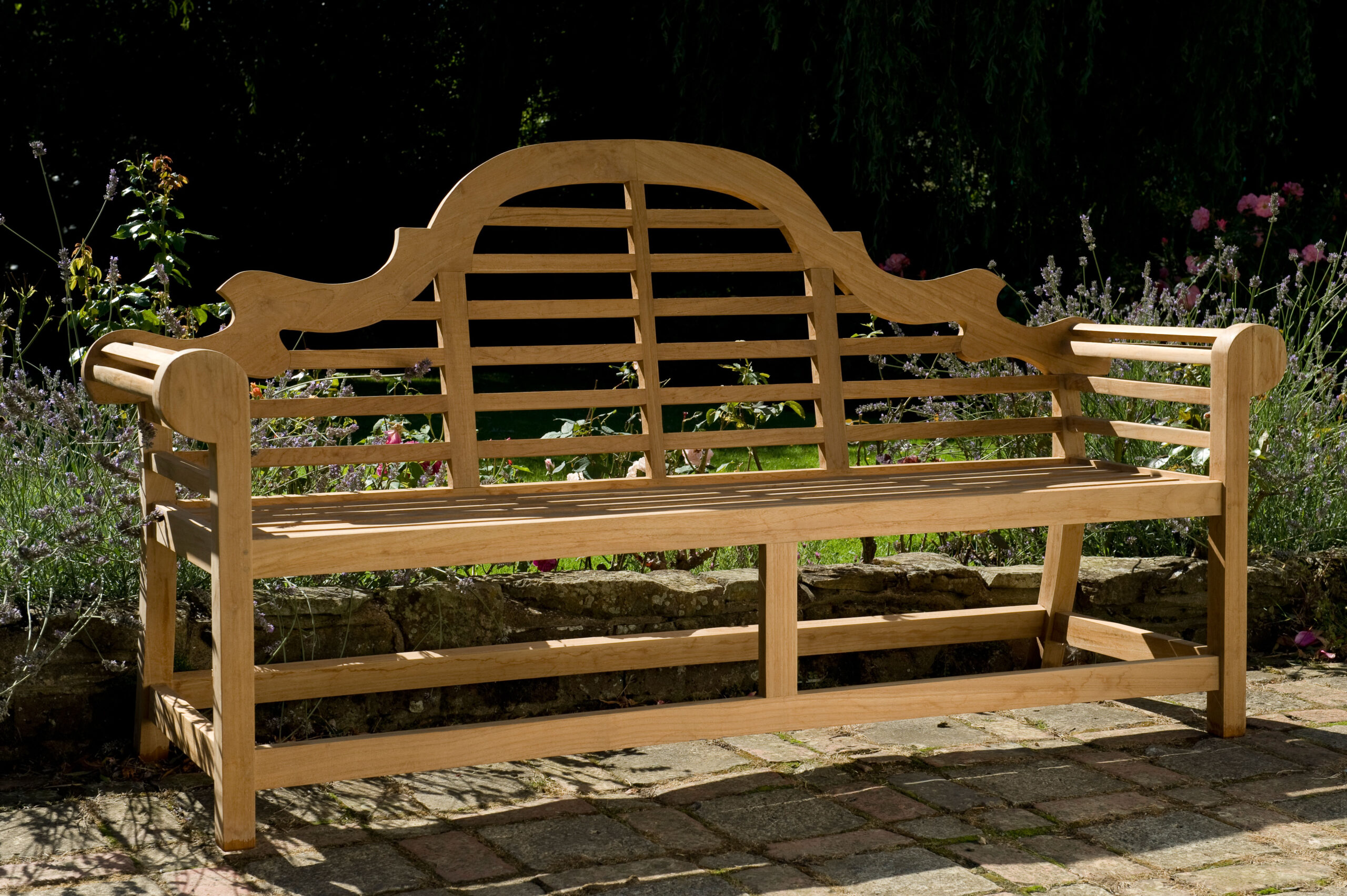 why buy a teak garden bench.. We love to talk garden bench & garden